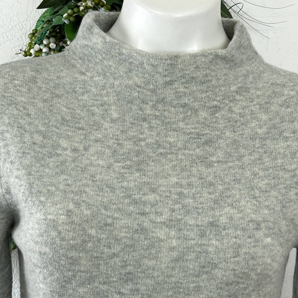 Ann Taylor Gray Mock neck peplum sweater - Picture 3 of 7